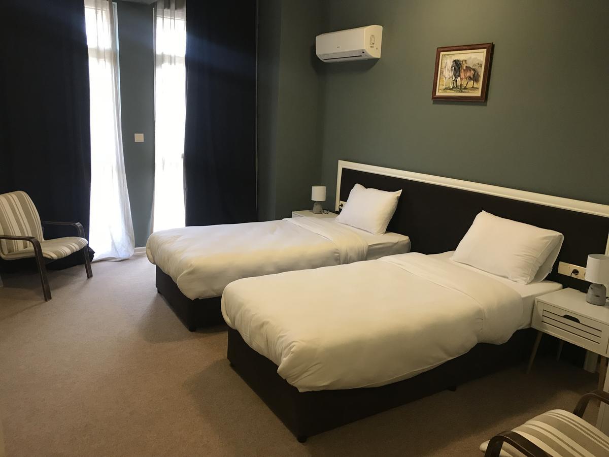 Kŭrdzhali Family Hotel Garden מראה חיצוני תמונה